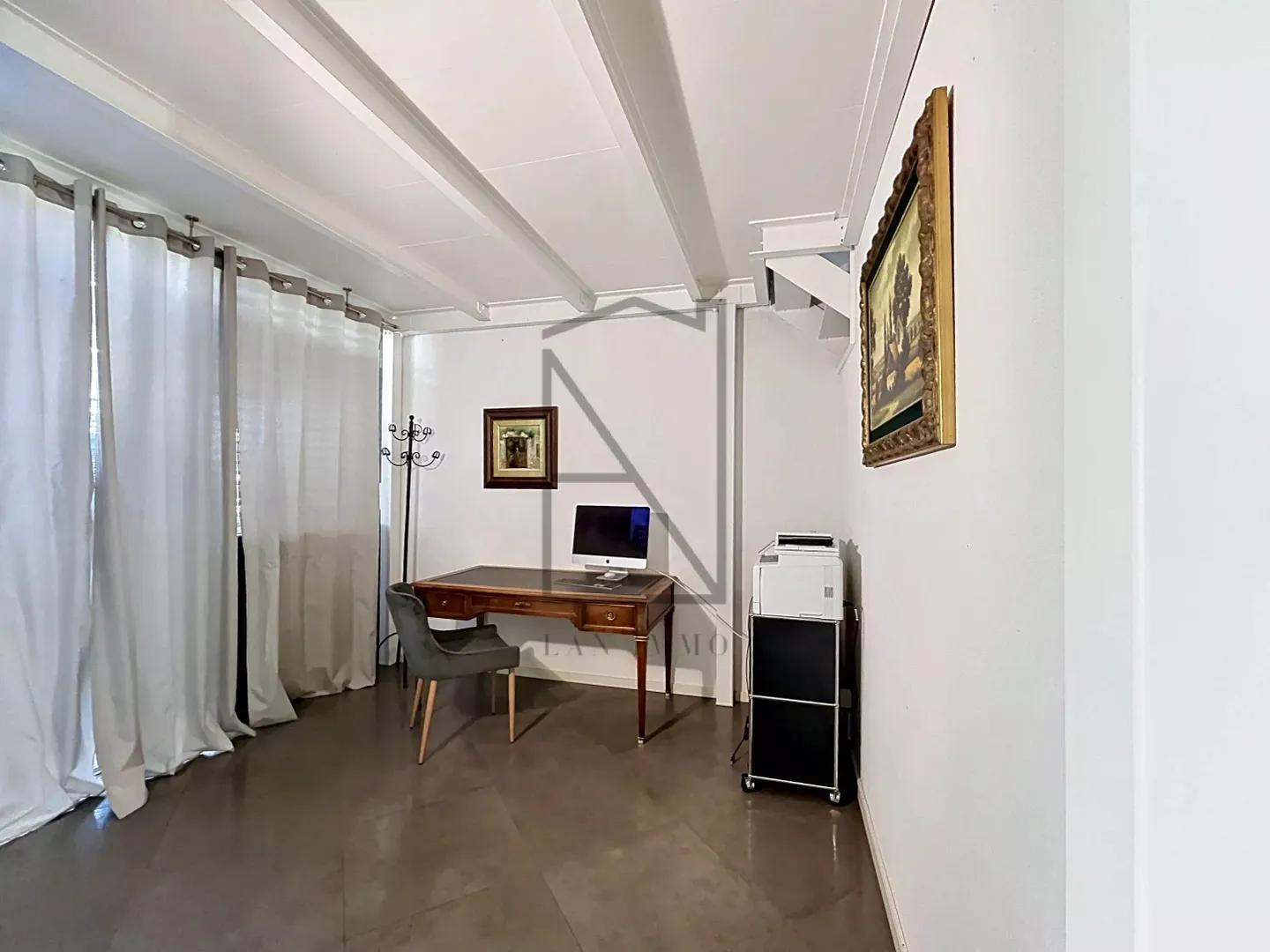 Elegant Triplex Apartment in Saint-Sulpice - Photo 10 of 22