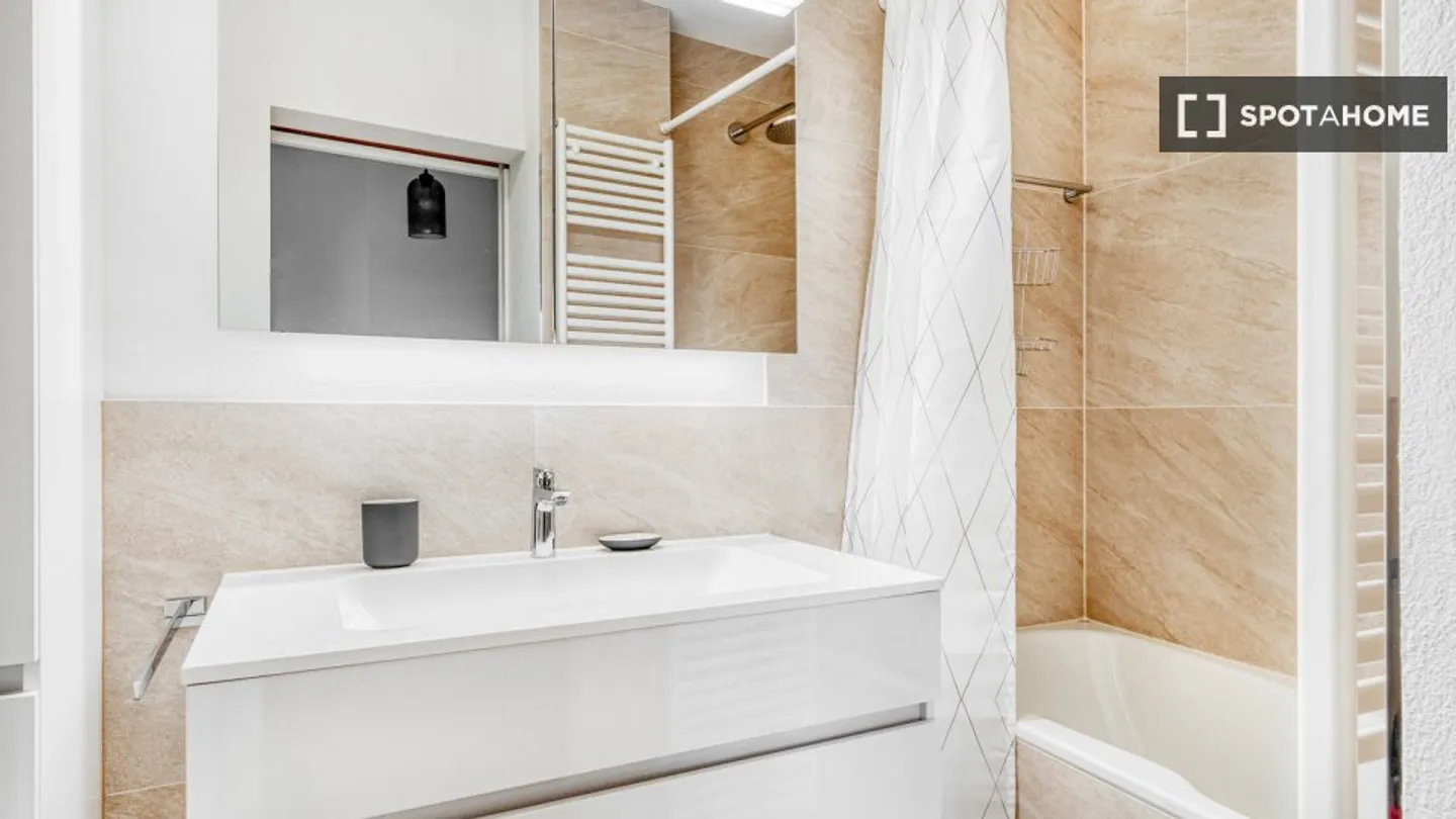 Scopri, visita e affitta la tua nuova casa online con piena fiducia. - Foto 11 di 16