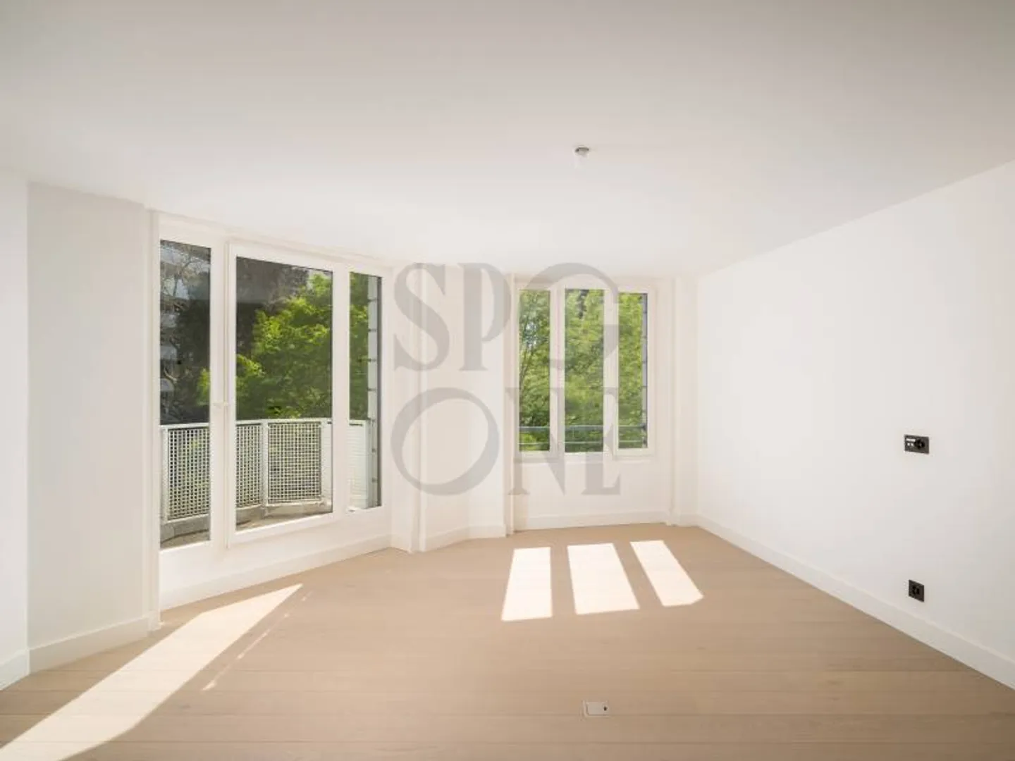 Turnkey penthouse, fully renovated in Champel - Photo 7 of 12