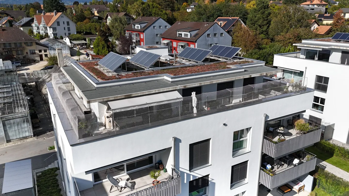 Licht, Raum, Weitblick - moderne 4.5-Zimmer-Attikawohnung mit Jurablick - Foto 15 von 20