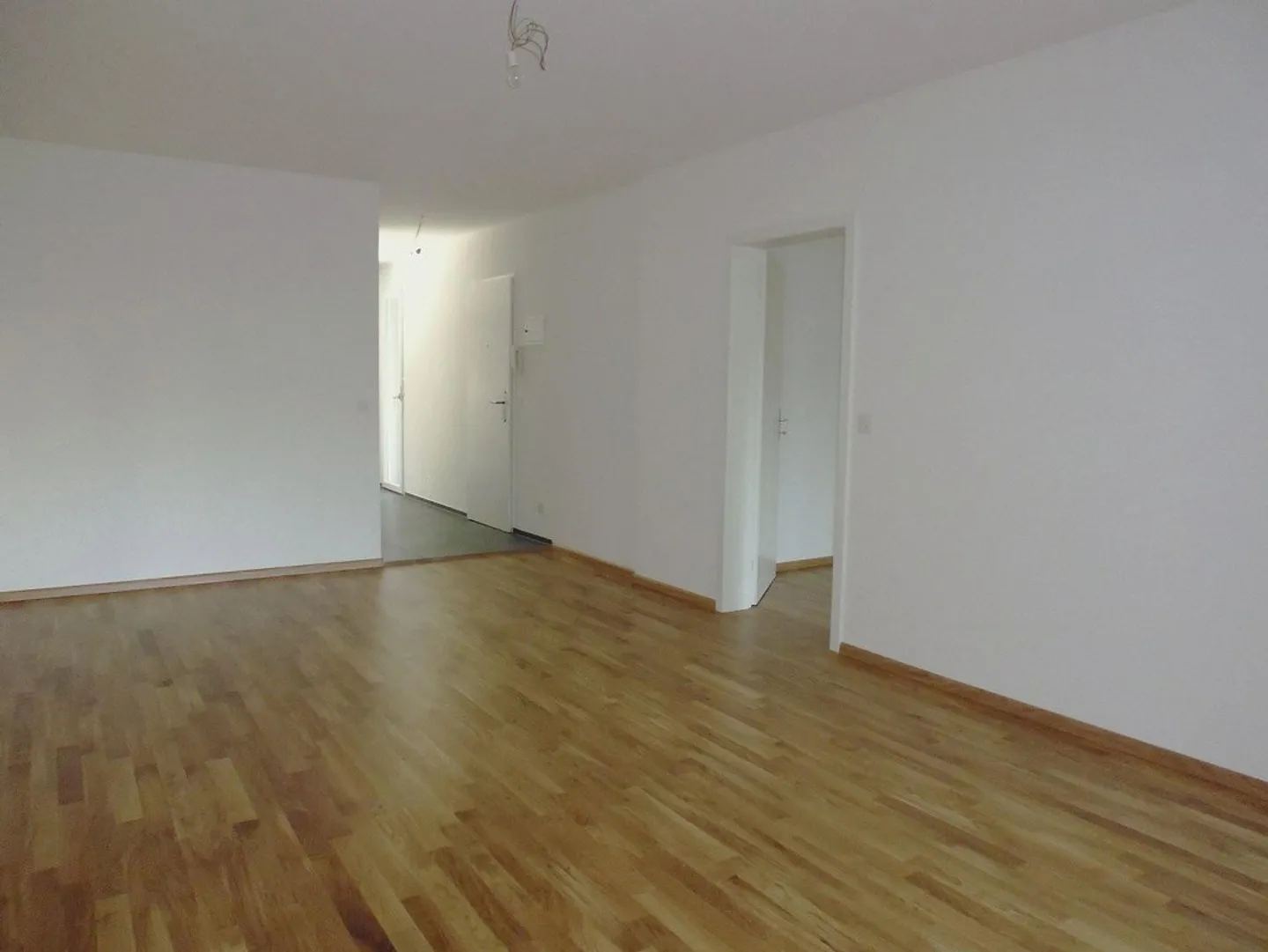 Big City Life in Gundeli - Photo 4 of 8