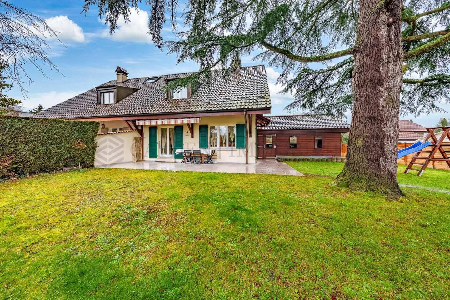 Exclusivité !! Agréable villa de 6 pièces - Photo 2 of 6