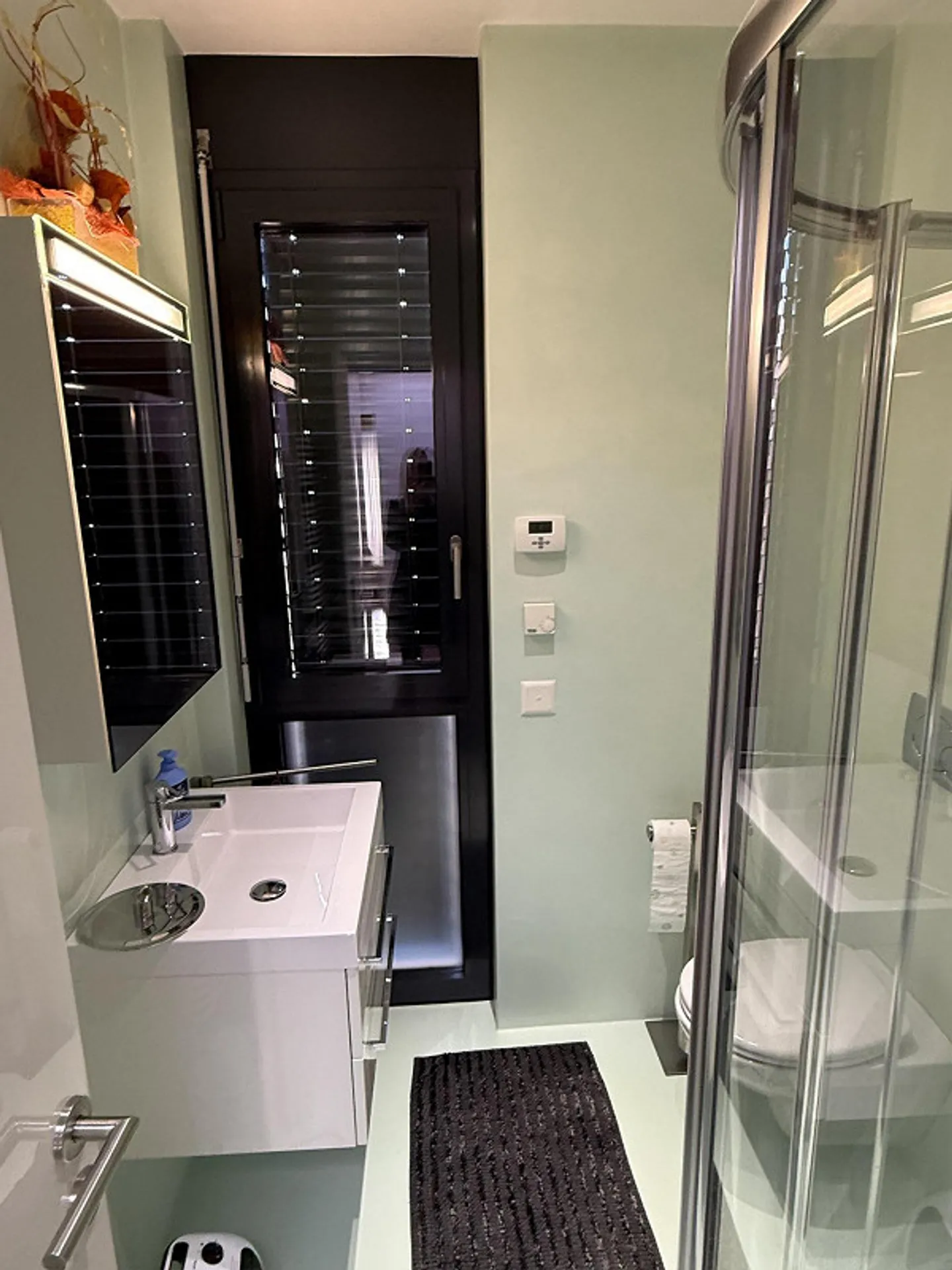 Penthouse moderne avec sauna - Photo 8 sur 19