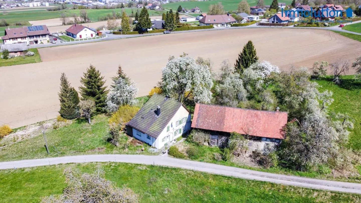 Votre rêve de vie à la campagne - propriété unique à Wagenhausen - Photo 2 sur 6