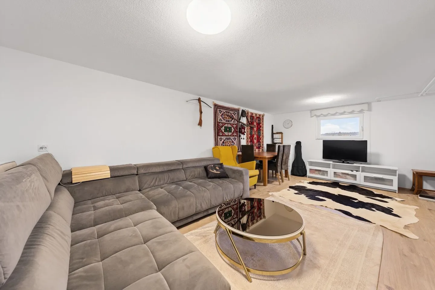 6.5-Room Bungalow Row House with Garden in Däniken - Tax-Friendly - Photo 4 of 13