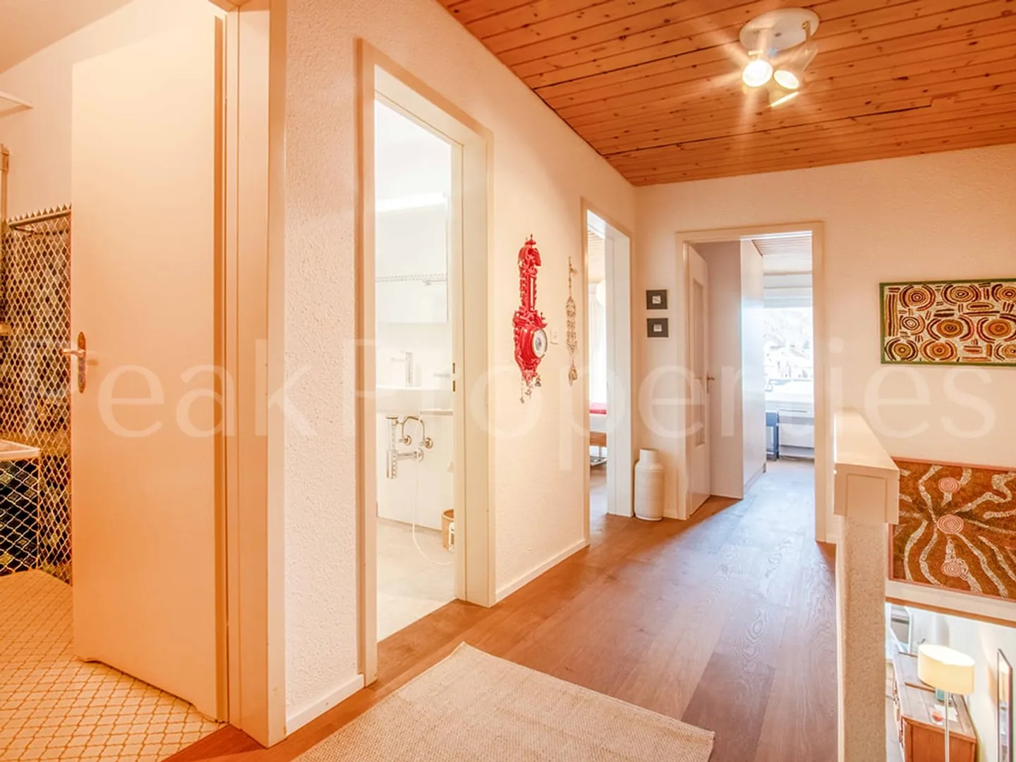 Retraite alpine - Confort élégant sur deux niveaux - Photo 8 sur 12