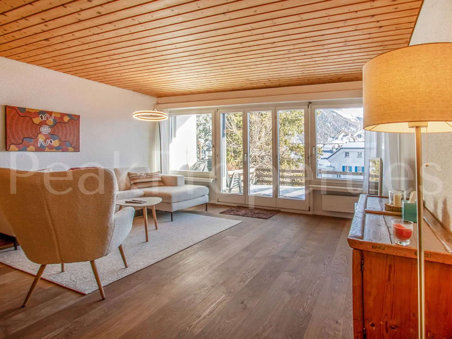 Retraite alpine - Confort élégant sur deux niveaux - Photo 2 sur 12