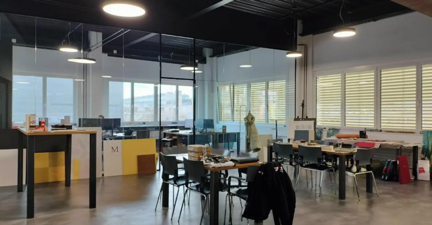 Looking for a new company headquarters? - Photo 3 of 7