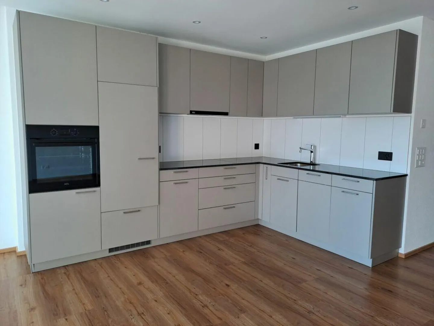 Helle 3.5 Zimmer-Wohnung - Foto 1 von 8