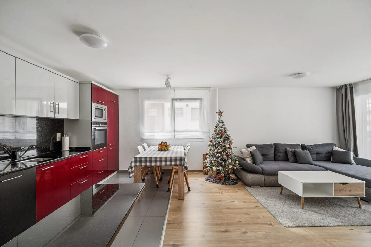 Beautiful second home in the village center of Täsch - Photo 4 of 11