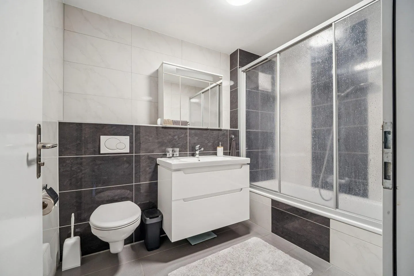 Beautiful second home in the village center of Täsch - Photo 9 of 11