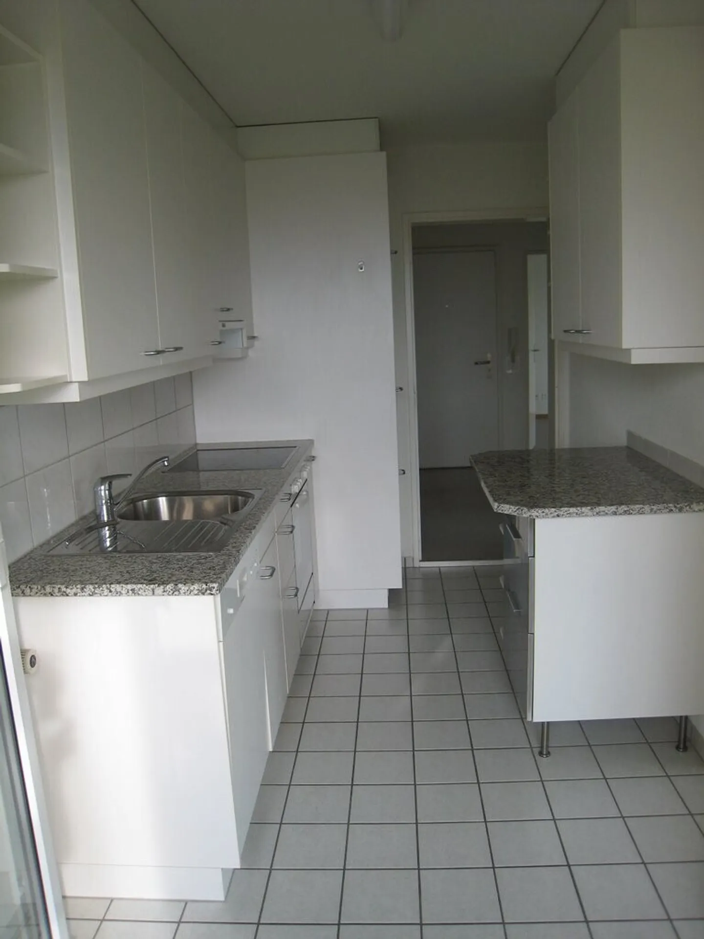 Familienwohnung sucht Bewohner in Therwil - Foto 4 di 5