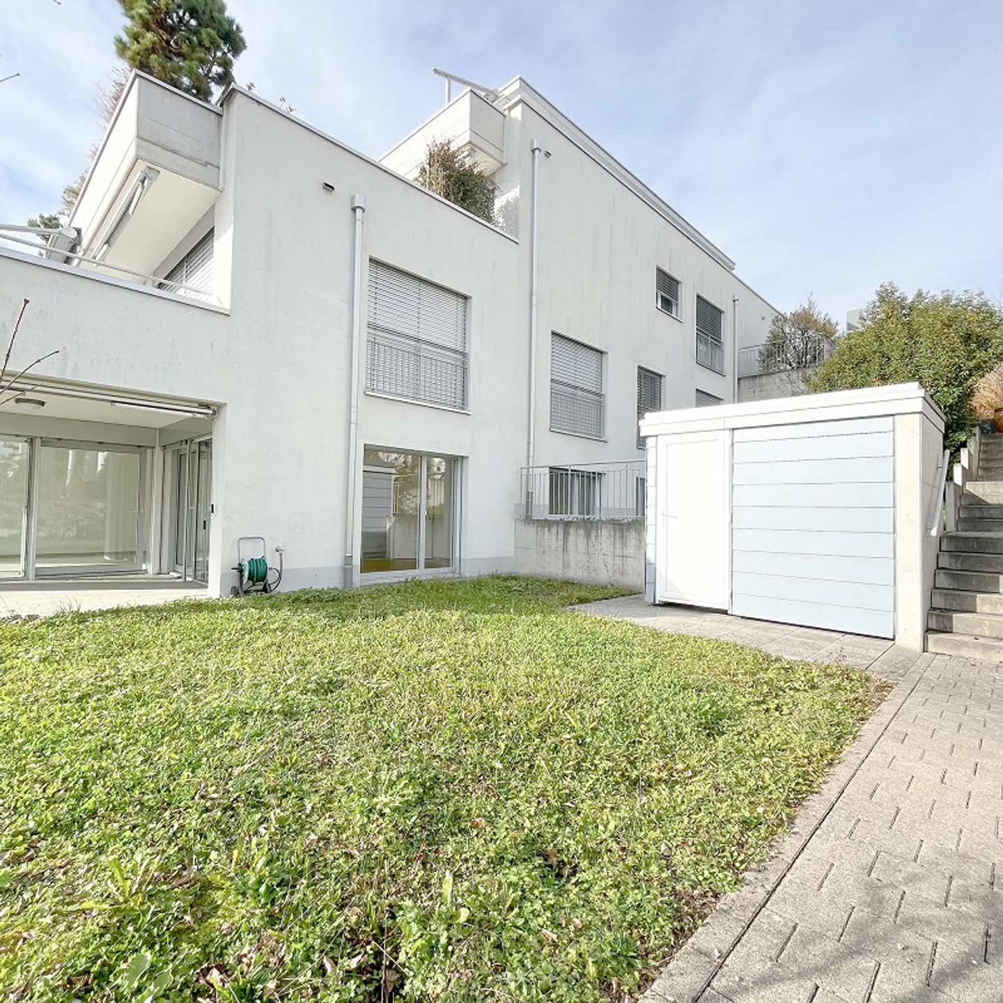 Stilvolle 4.5-Zimmer Gartenwohnung mit lichtdurchflutetem Wohnambiente - Foto 11 von 12