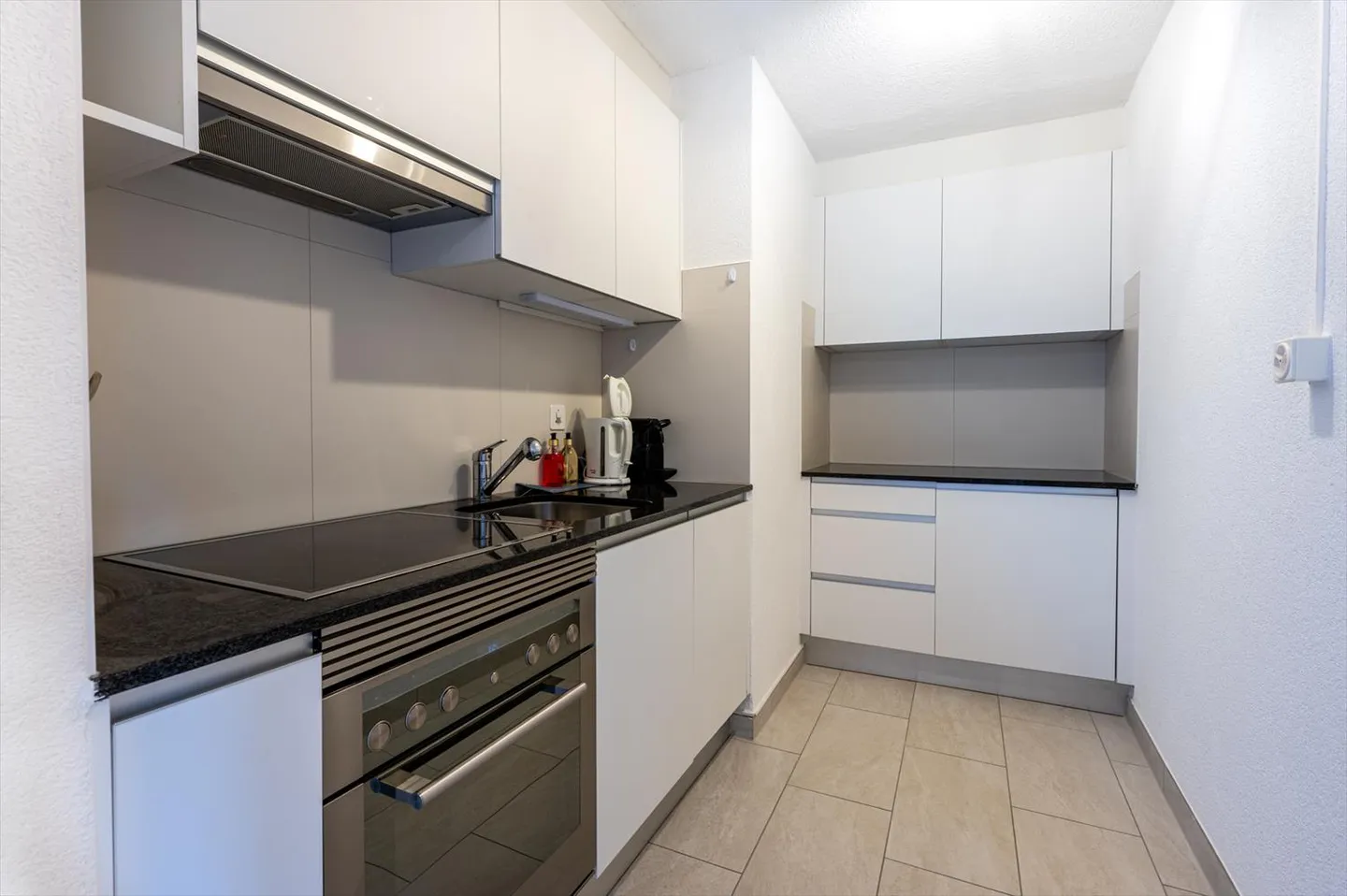 2.5 Room Apartment - Photo 4 of 9