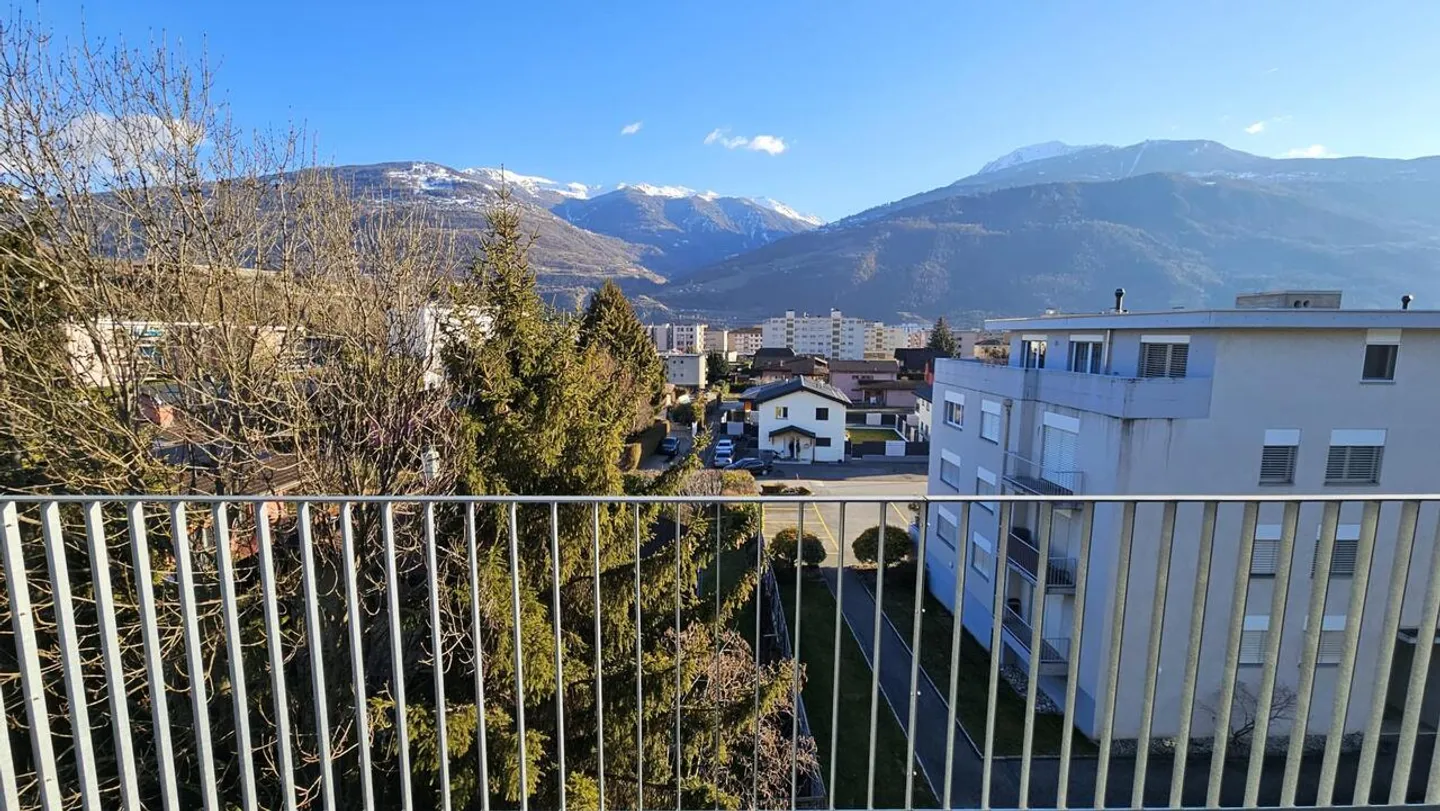 Magnifico attico di 4,5 locali con grande balcone - Foto 5 di 15