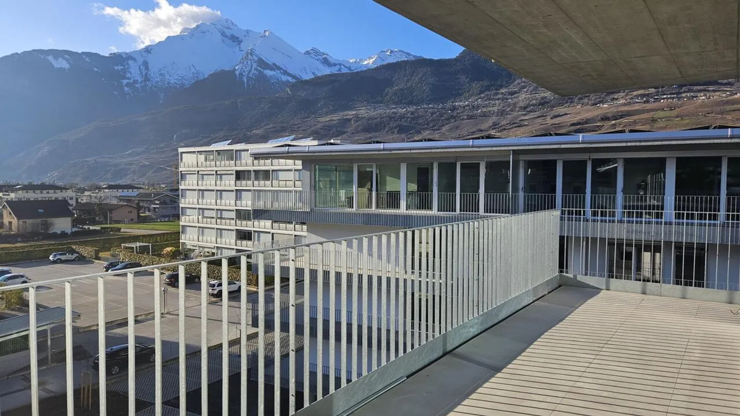 Magnifico attico di 4,5 locali con grande balcone - Foto 7 di 15