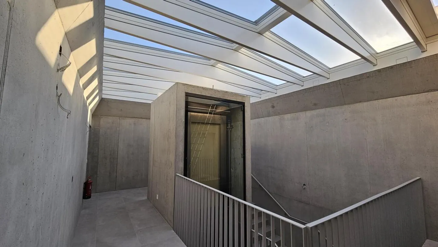 Magnifico attico di 4,5 locali con grande balcone - Foto 10 di 15