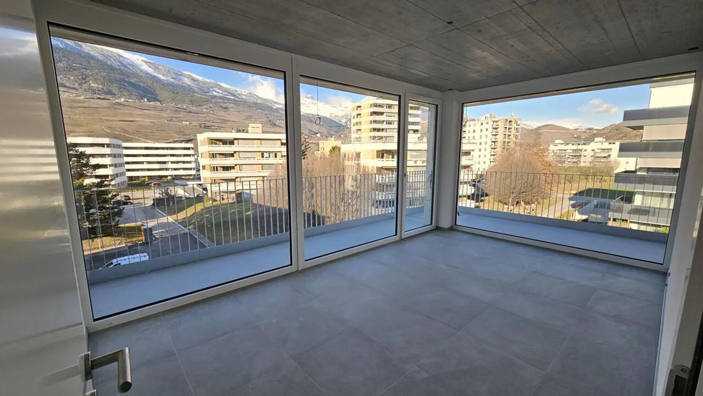 Magnifico attico di 4,5 locali con grande balcone - Foto 13 di 15