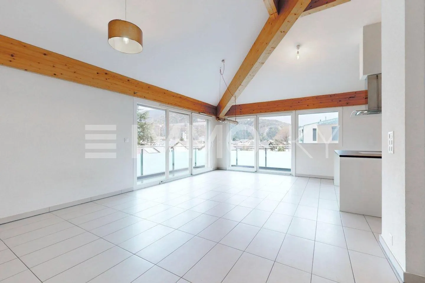 Spacious 4.5-room apartment in Aigle - Photo 2 of 5