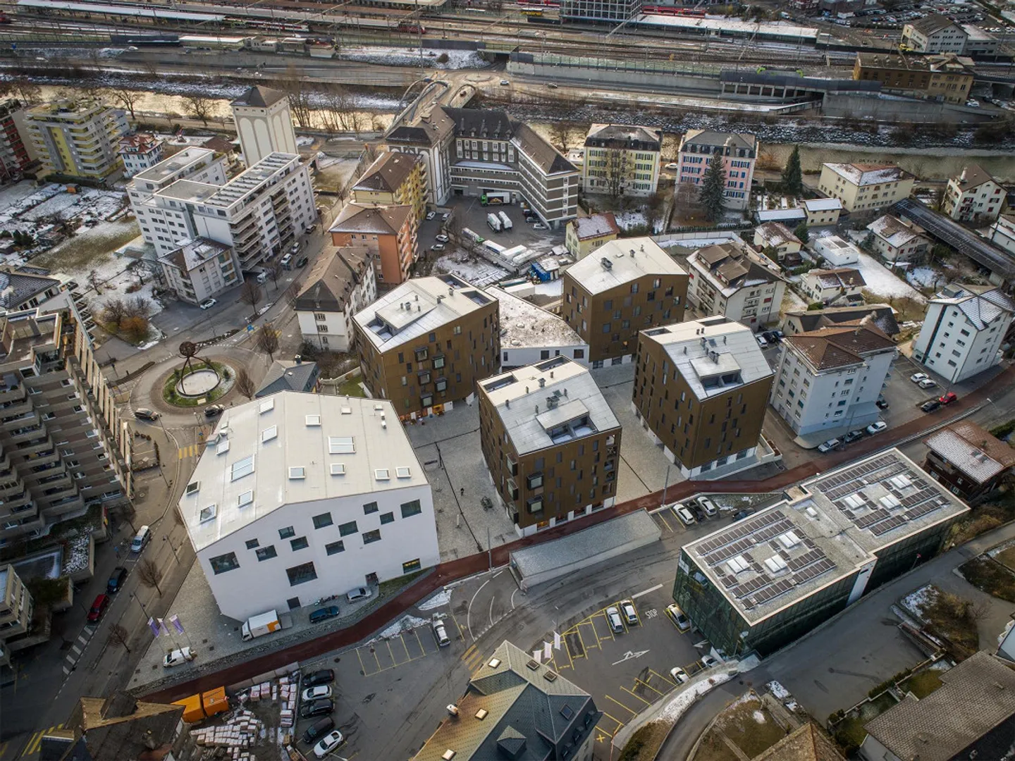 Stylish Living in Aletsch Campus! - Photo 2 of 8