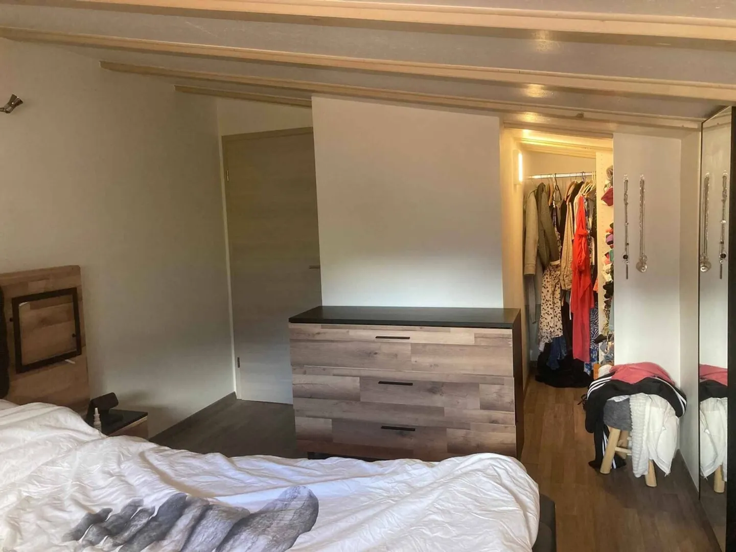 Vollständig wiederaufgebautes Dorfhaus. - Foto 5 von 12