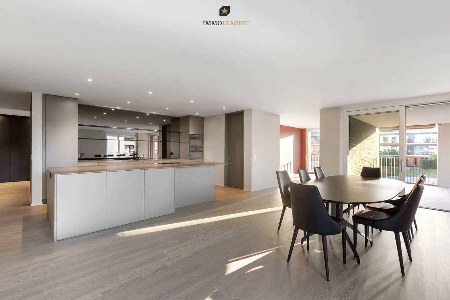 Appartamento Elegante con Vista Lago - Foto 1 di 12