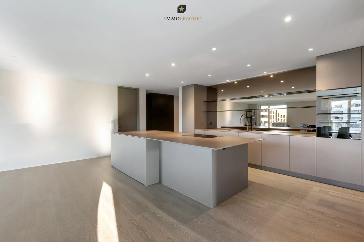 Appartamento Elegante con Vista Lago - Foto 2 di 12