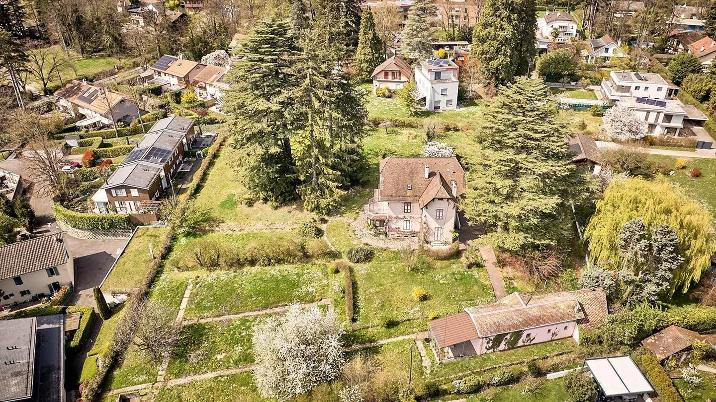Exklusiv: Eigentum von über 5'200 m2 nahe der Stadtmitte - Foto 3 von 8