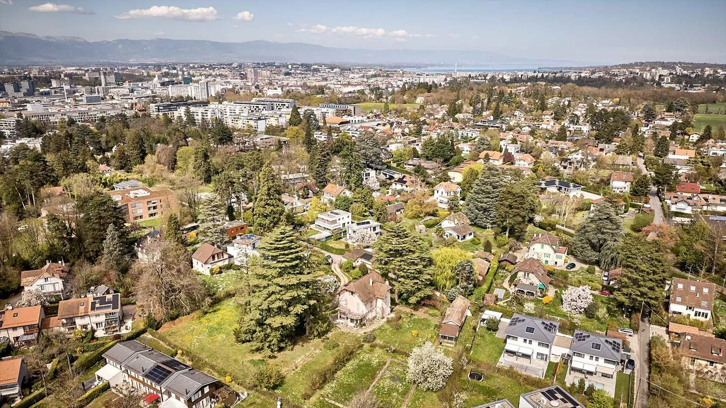 Exklusiv: Eigentum von über 5'200 m2 nahe der Stadtmitte - Foto 8 von 8
