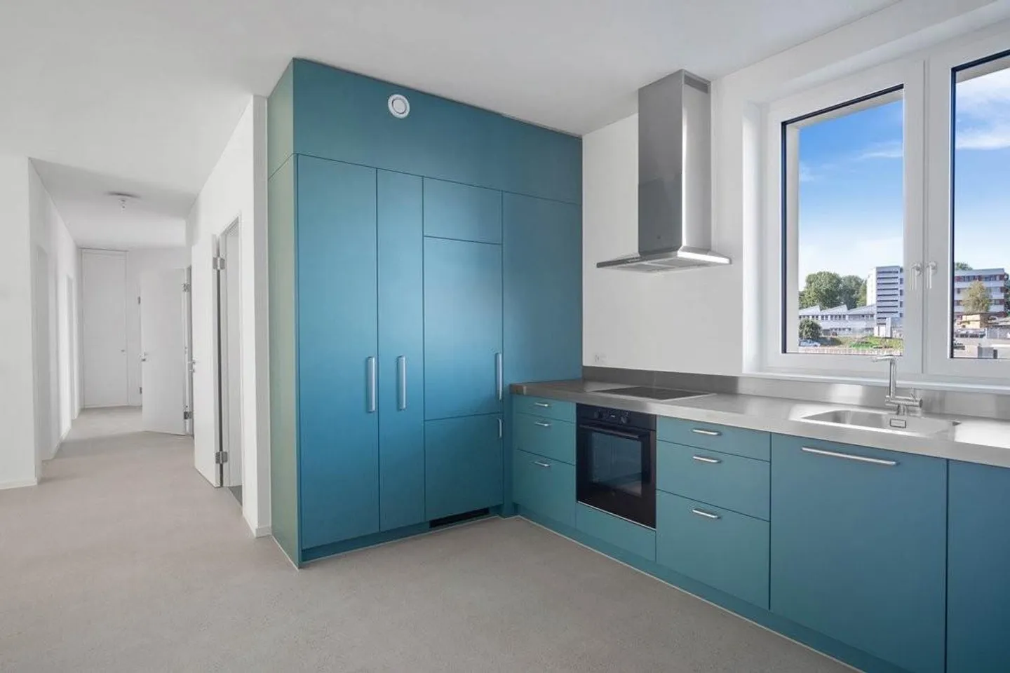 RENT WITHOUT DEPOSIT - Modern Apartment in the Reitmen Urban Development - Photo 3 of 10