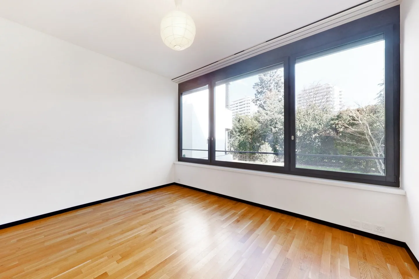 Modernes Apartment mit atemberaubendem Blick - Foto 4 von 9