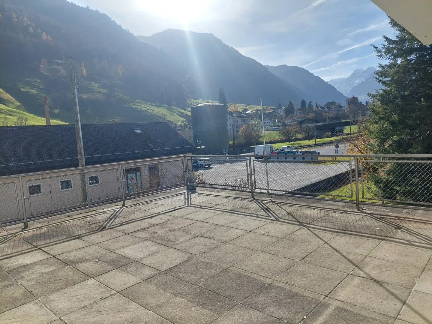 Appartamento con terrazza soleggiato di 4,5 stanze a Luchsingen - Foto 11 di 13