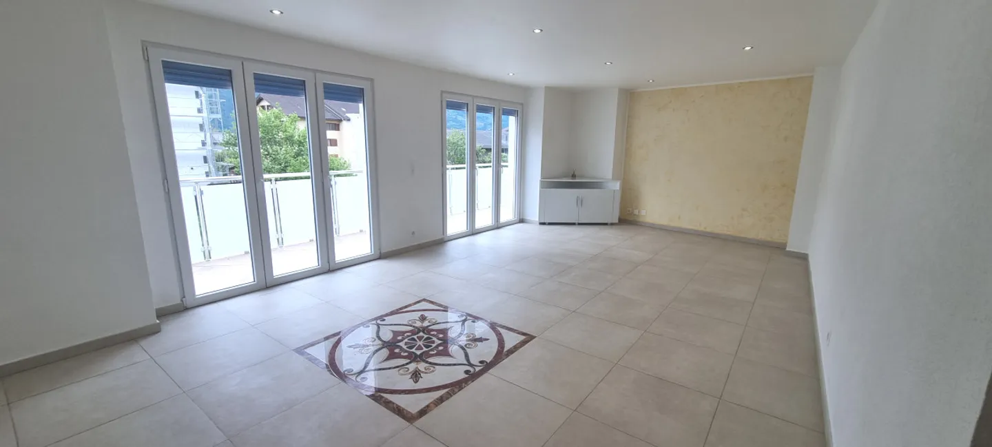 Elegante villa con un appartamento indipendente di 2 stanze - Foto 19 di 28
