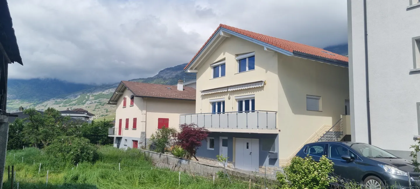 Elegante villa con un appartamento indipendente di 2 stanze - Foto 21 di 28