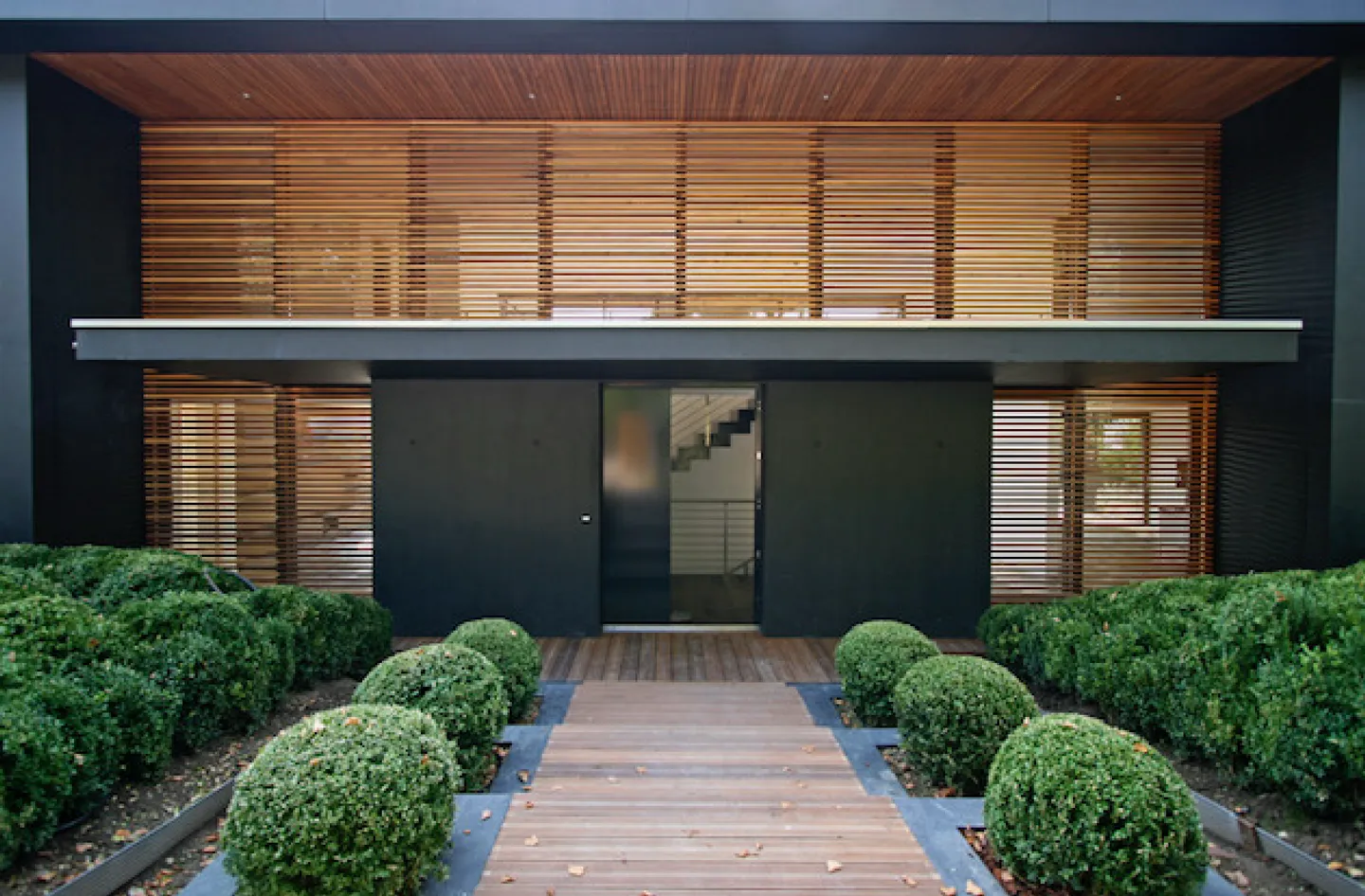 Beautiful Modern Villa - Photo 7 of 8