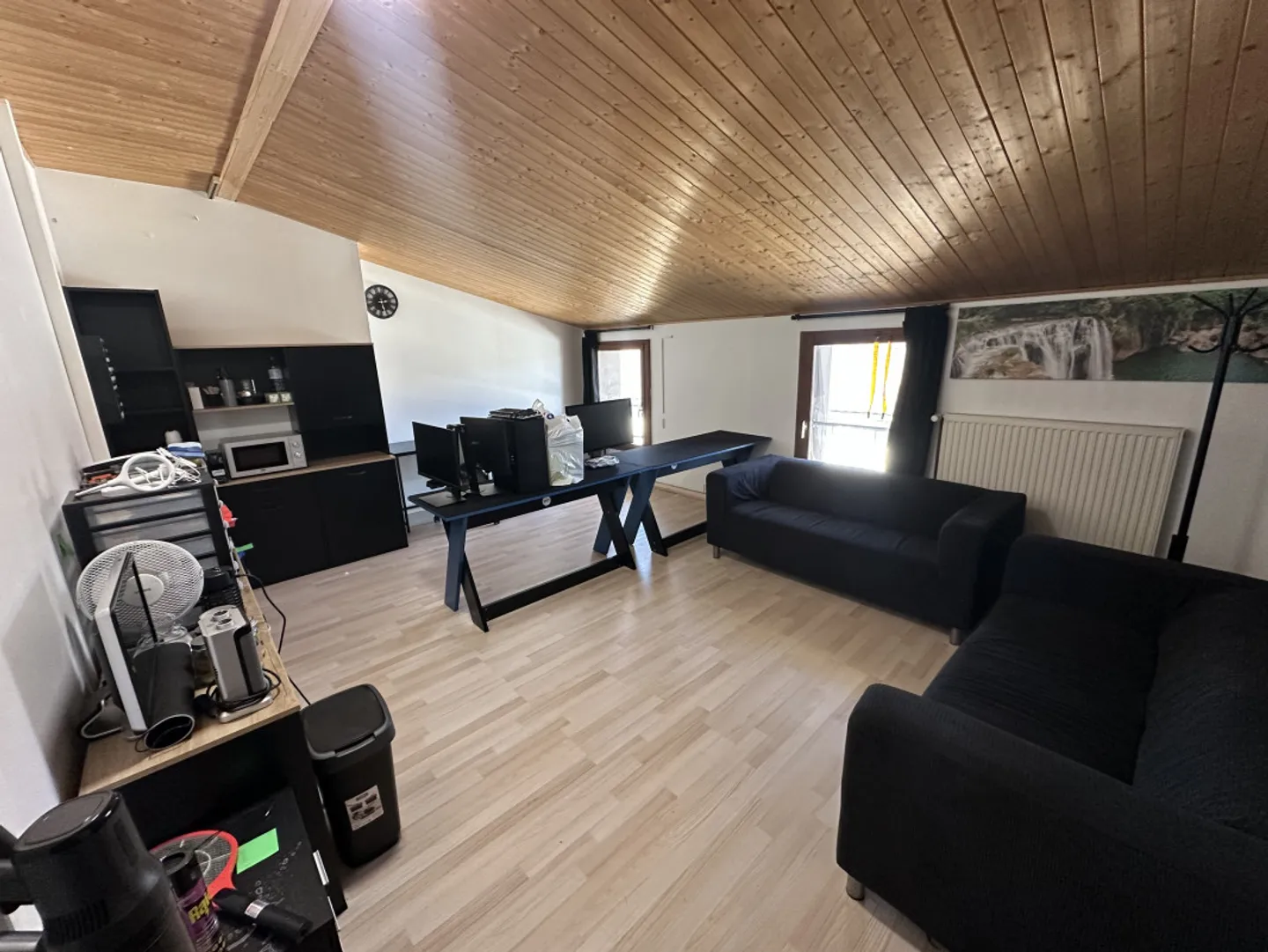 FOR RENT COMMERCIAL SPACE (MUSIC) / ARTISANAL FOR INDIVIDUAL OR COMPANY - Photo 1 of 4