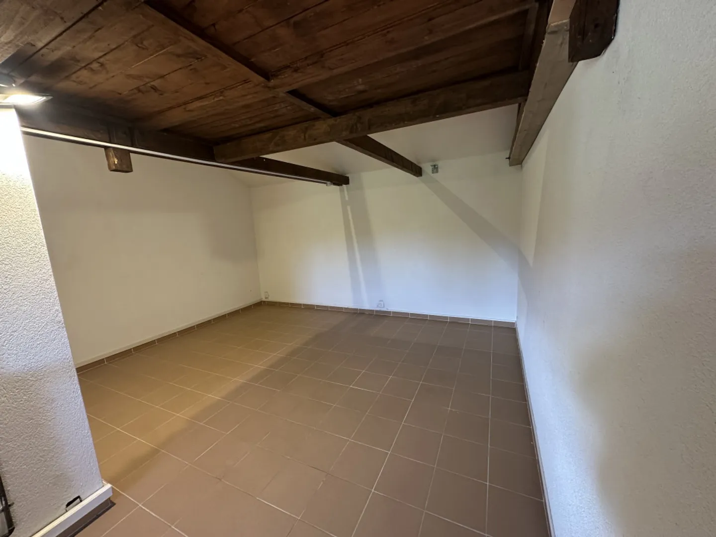 FOR RENT COMMERCIAL SPACE (MUSIC) / ARTISANAL FOR INDIVIDUAL OR COMPANY - Photo 4 of 4