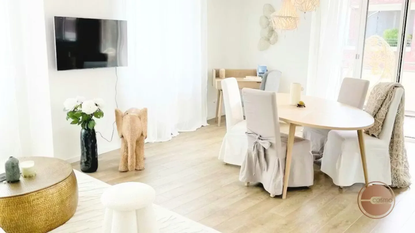 Charming Zurich Apartment - Photo 3 of 10