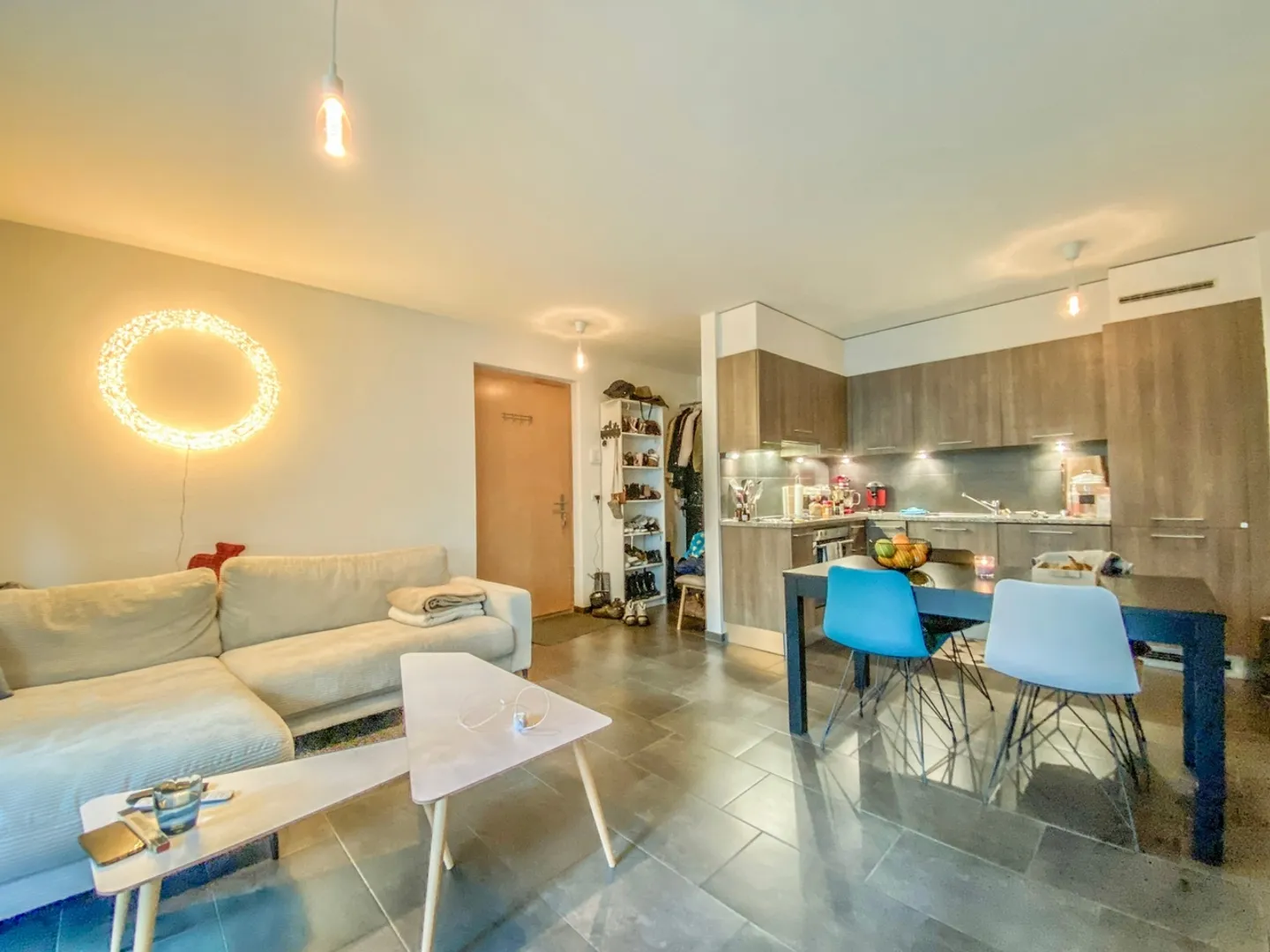 LEYTRON - PREISREDUZIERUNG - SCHÖNE 3,5-ZIMMER-WOHNUNG MIT TERRASSE - Foto 3 von 13