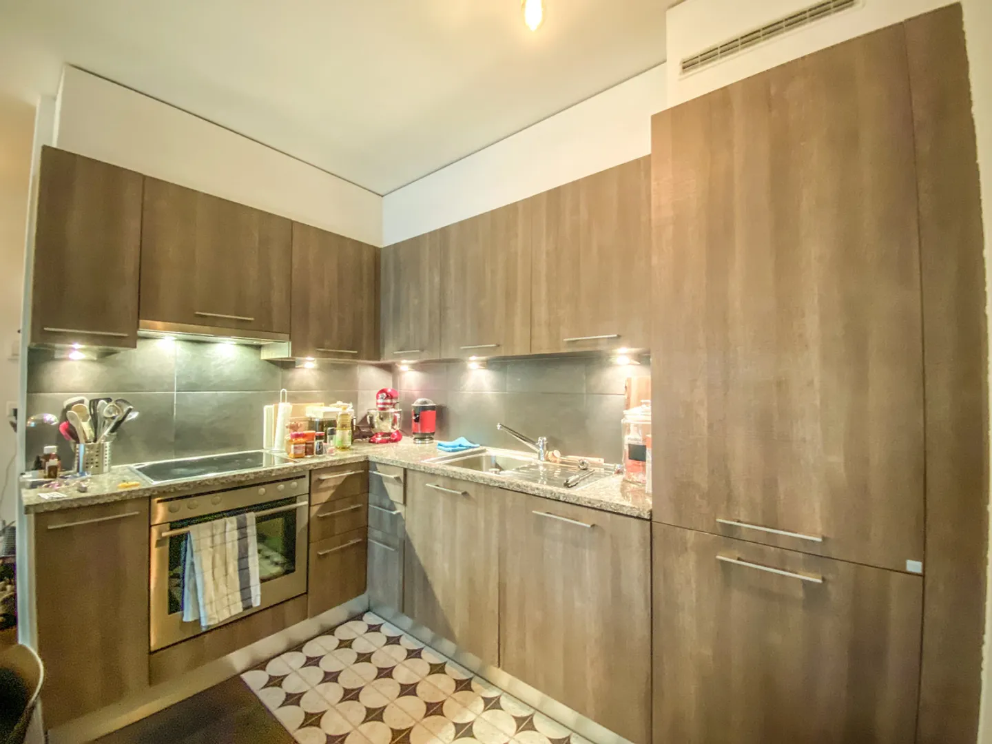 LEYTRON - PREISREDUZIERUNG - SCHÖNE 3,5-ZIMMER-WOHNUNG MIT TERRASSE - Foto 5 von 13