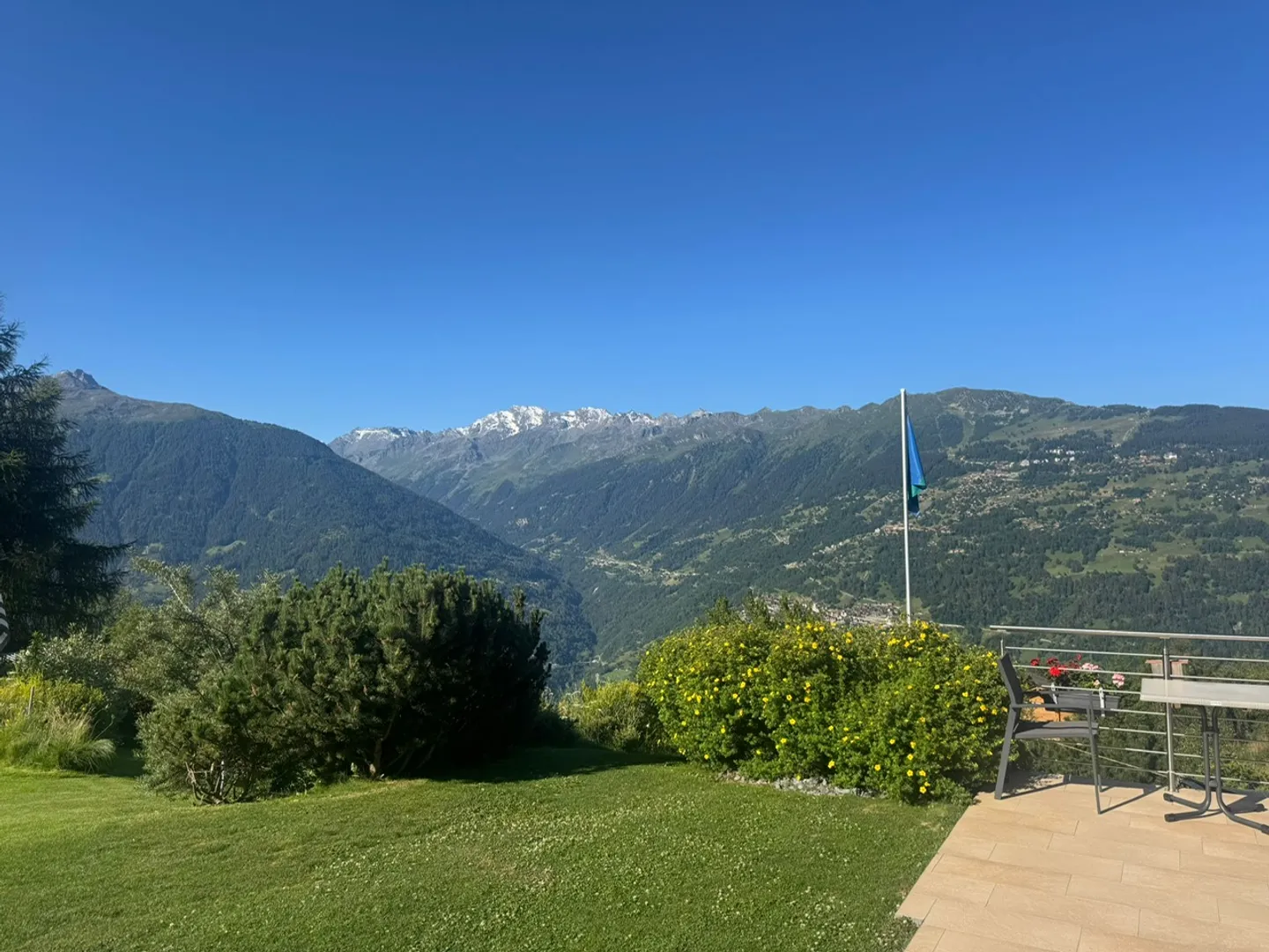 Chalet Charmant avec Vue Imprenable - Photo 2 sur 13