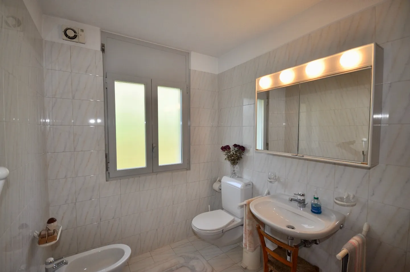 Stunning Duplex with View - Photo 25 of 27