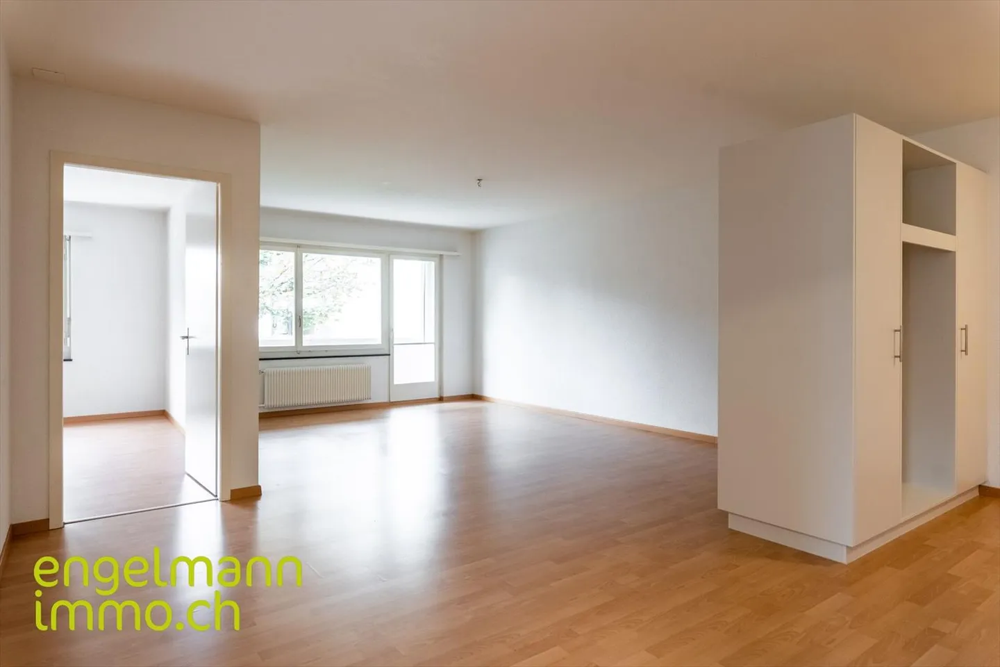 Appartement de 3 pièces avec balcon - Photo 2 sur 11