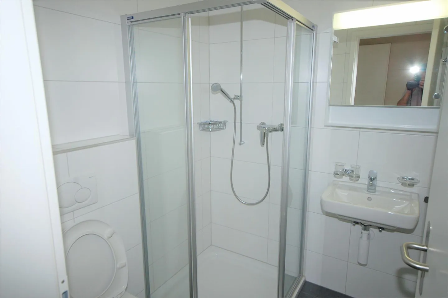 Luminoso e accogliente appartamento di 4.5 locali - Foto 8 di 11