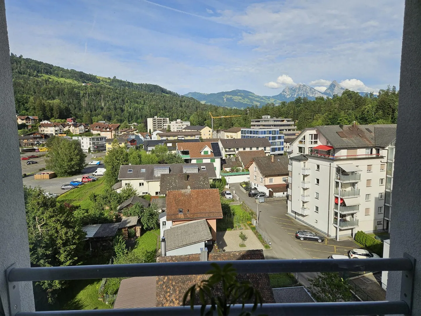 Appartamento unico di 4,5 stanze con vista mozzafiato direttamente a Zen - Foto 2 di 10