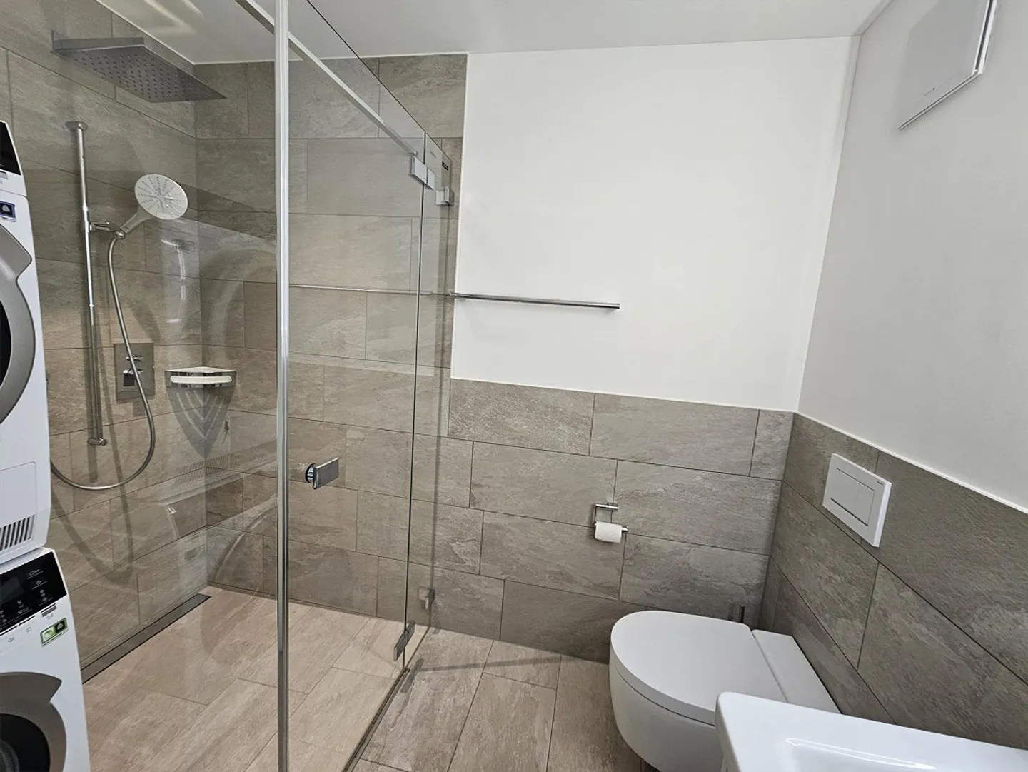 Appartamento unico di 4,5 stanze con vista mozzafiato direttamente a Zen - Foto 10 di 10