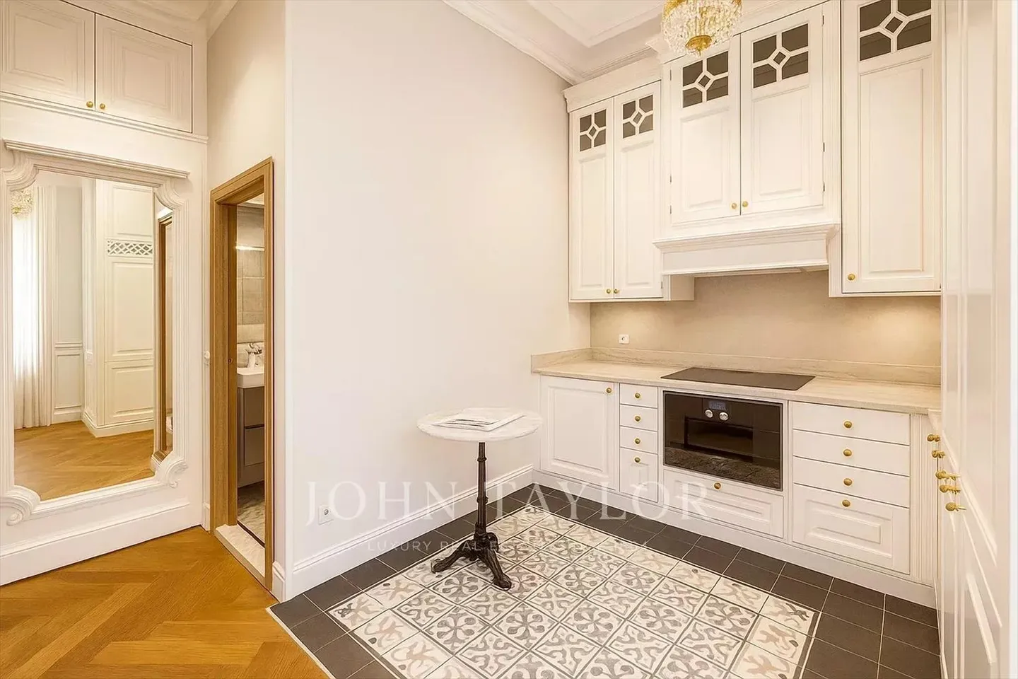 Élégant appartement de caractère avec vue imprenable sur le lac Léman - Photo 7 sur 12