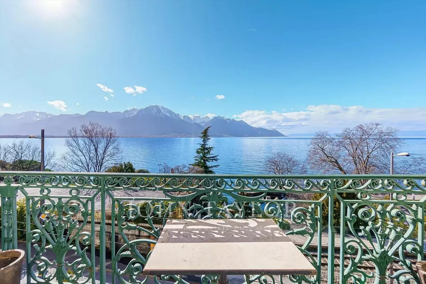 Élégant appartement de caractère avec vue imprenable sur le lac Léman - Photo 11 sur 12
