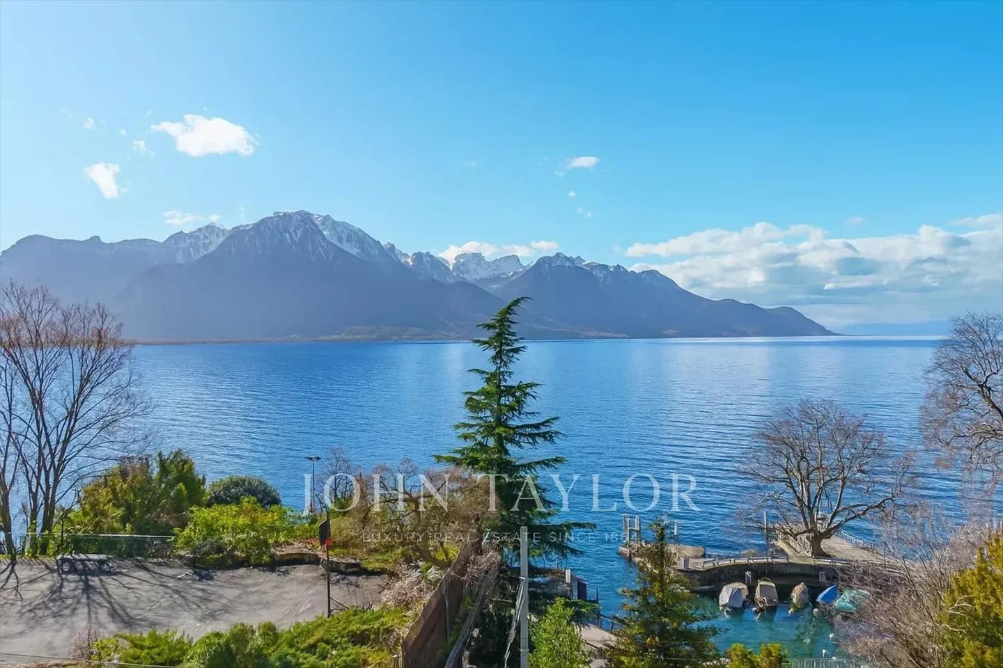 Élégant appartement de caractère avec vue imprenable sur le lac Léman - Photo 5 sur 12