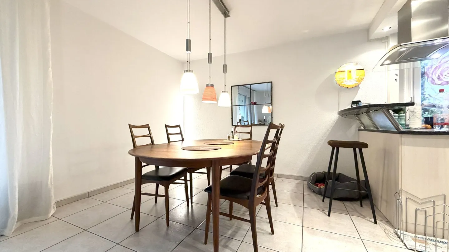 Helle 4.5 Zimmer Wohnung in Lyss - Foto 3 von 10